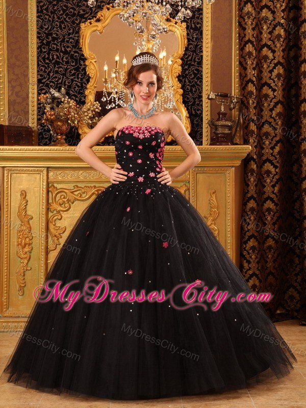 Strapless Black Tulle Appliques Quinceanera Dress For 2013 Spring