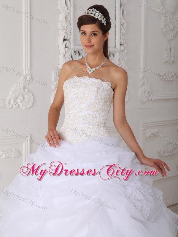 Pretty Strapless Lace Pick Ups White Quinceanera Gowns For Cheap