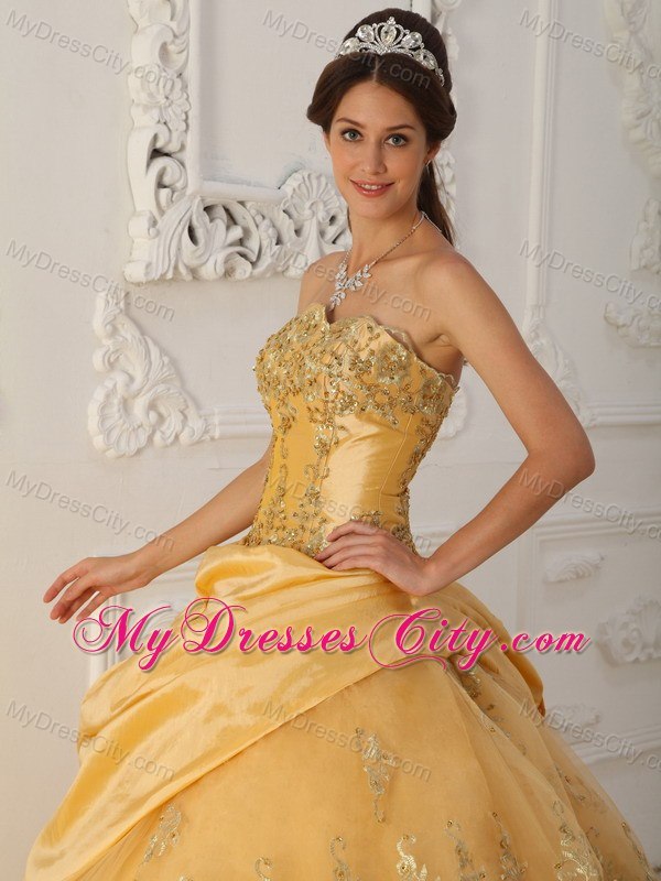 Gold A-line Strapless Appliques Luxurious 2013 Quinceanera Dresses