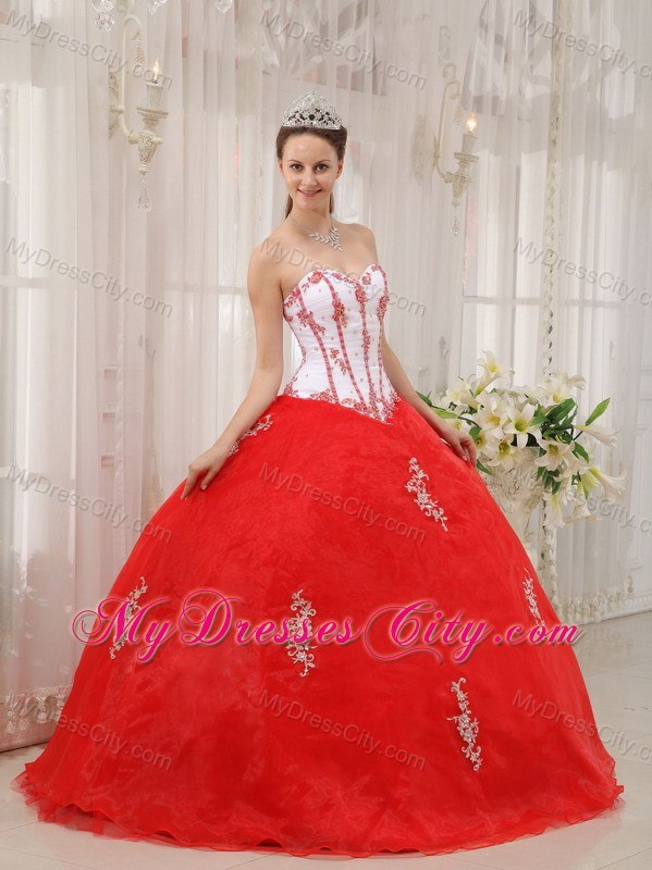 Pretty Sweetheart Appliques Red and White Quinceanera Gowns