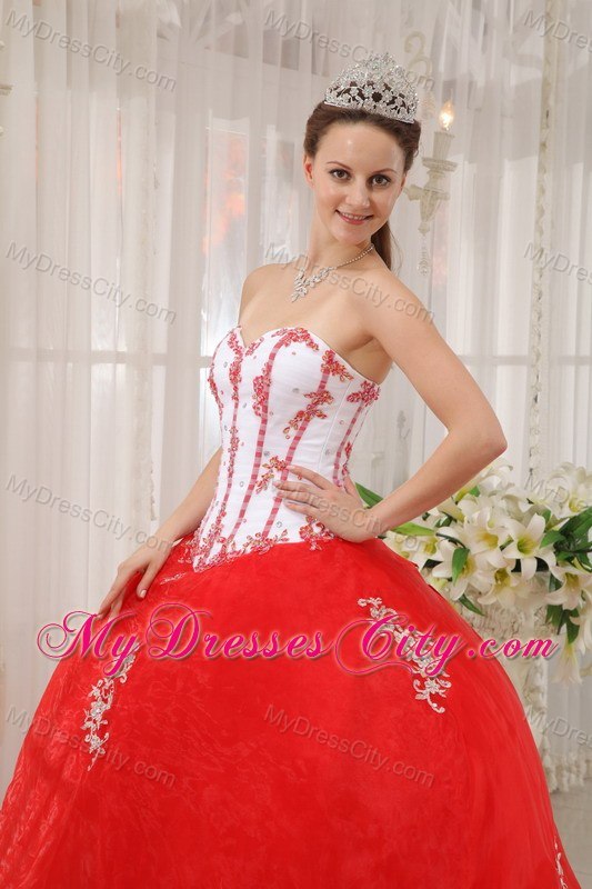 Pretty Sweetheart Appliques Red and White Quinceanera Gowns