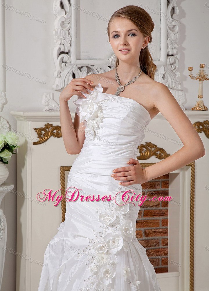 Ruche Beading and Hand Made Flowers Decorated Court Train Bridal Dress