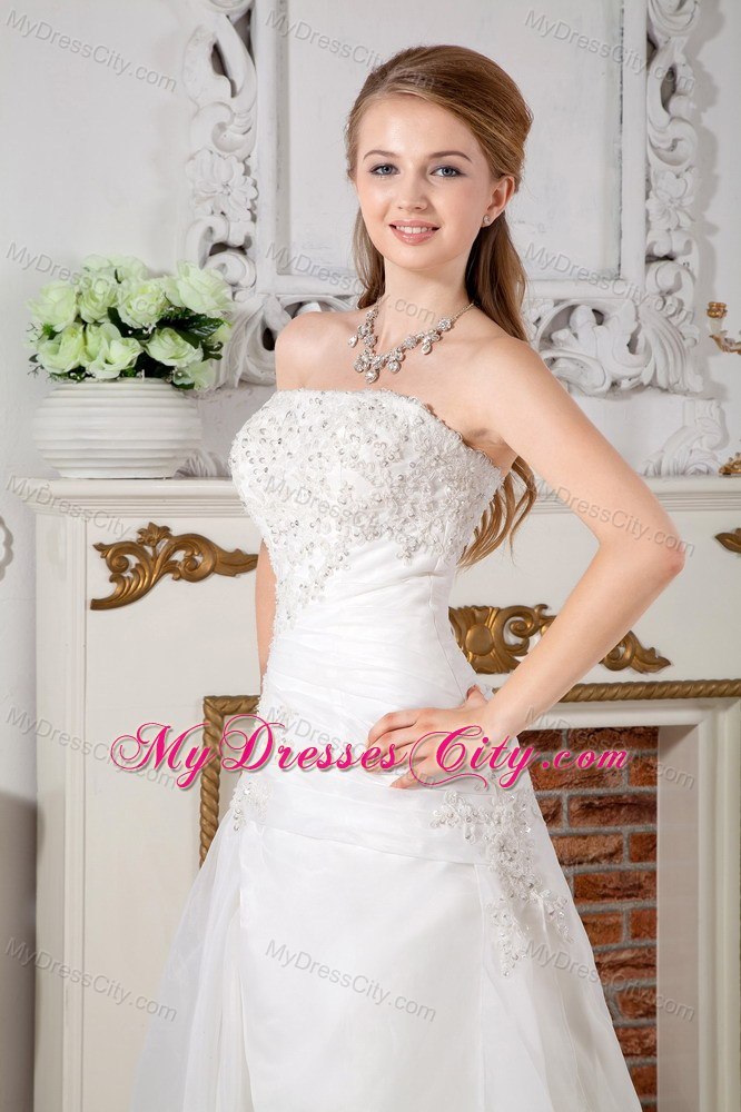Organza Lace Ruching Strapless Wedding Gowns with Court Train