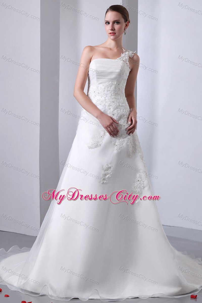 2013 One Shoulder Lace Wedding Dress with Chapel Train Organza