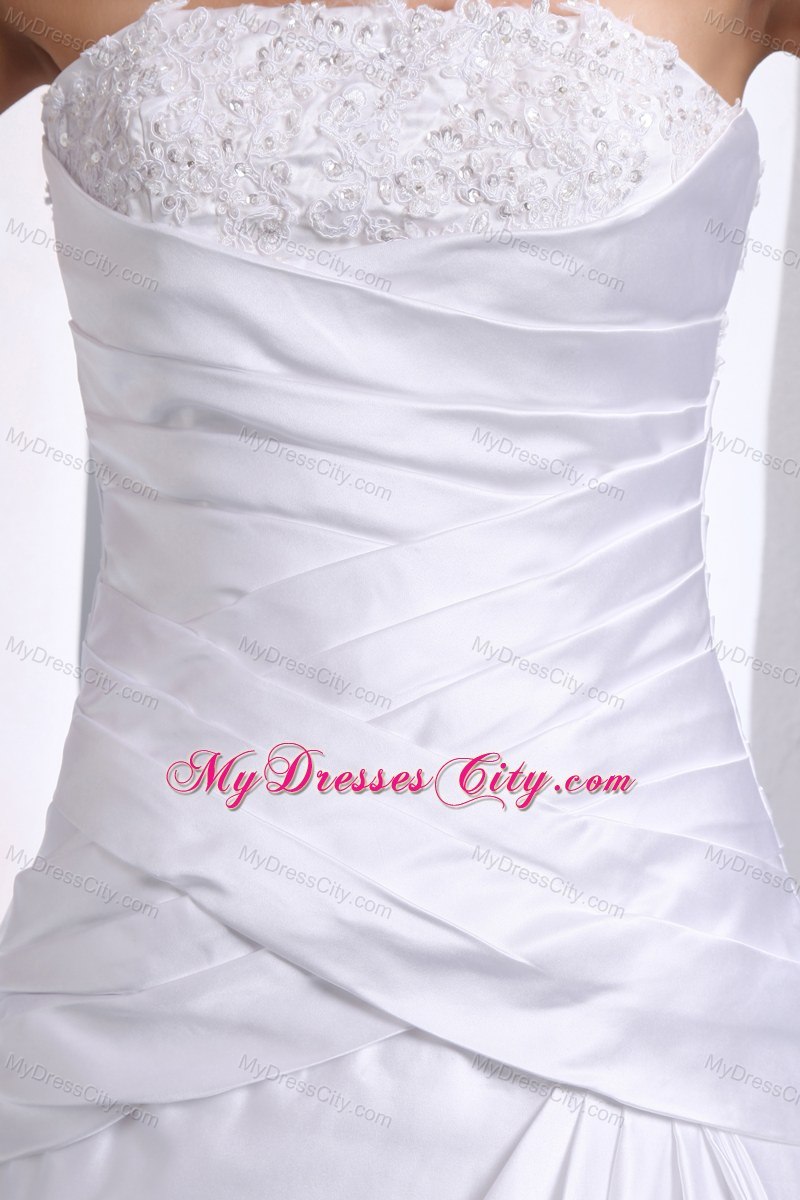 Taffeta Appliques and Ruches 2013 Wedding Dress for Cheap
