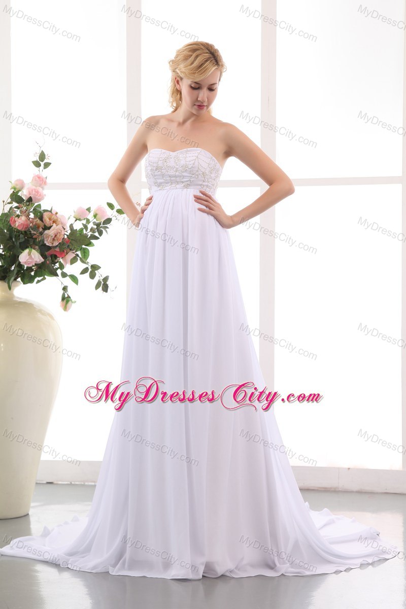 Plus Size Sweetheart Chiffon Wedding Gowns with Appliques