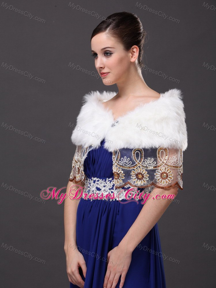 Hottest Faux Fur V-Neck Prom White Rhinestone Wraps / Shawls
