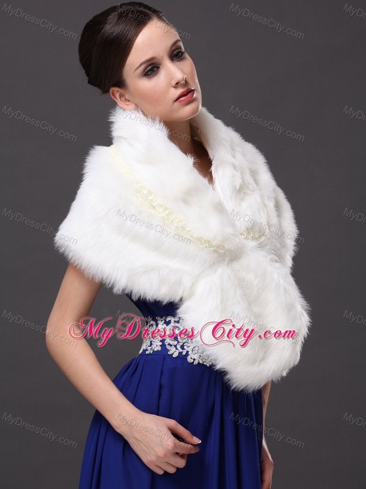 Faux Fur Fashionable V-Neck Wedding Party and Prom Shawls White