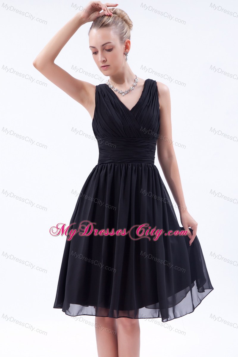 2013 Best seller Black Empire V-neck Short Chiffon Ruched Bridesmaid Dress