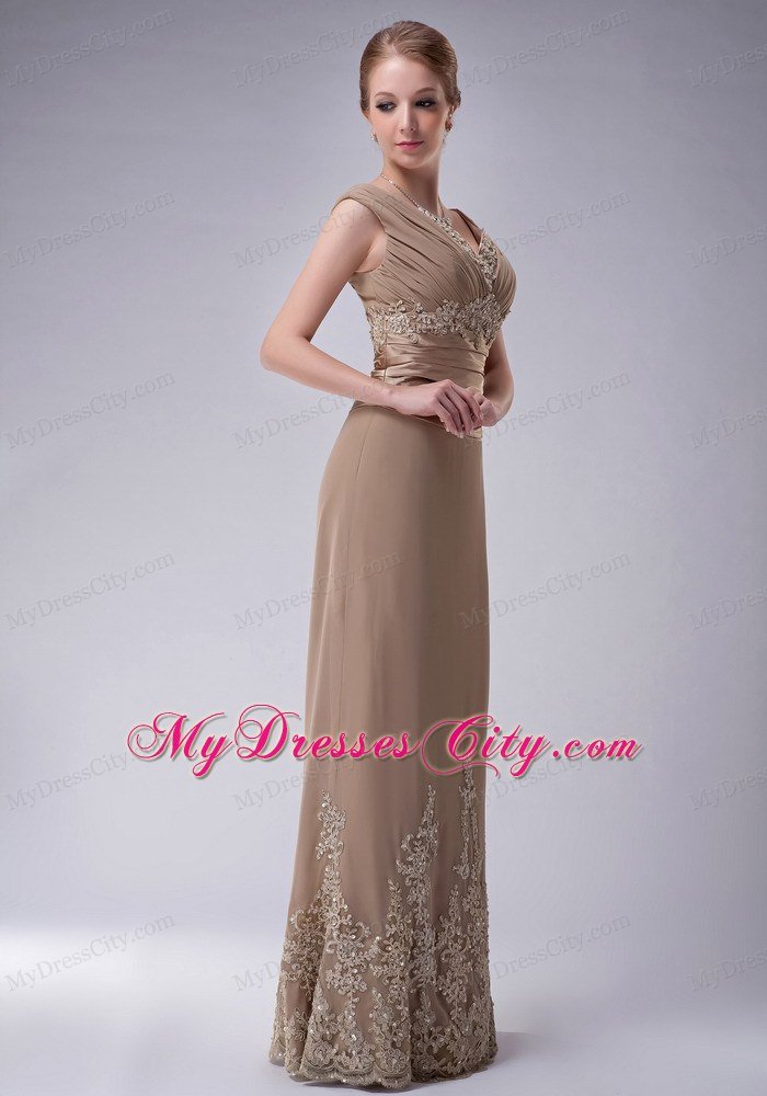 Ruching Champagne Column V-neck Appliques Dresses for Mothers