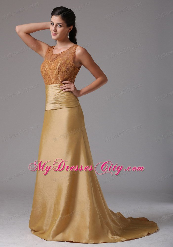 Gold Scoop Ruching Lace Mother's Dress with Brush Train