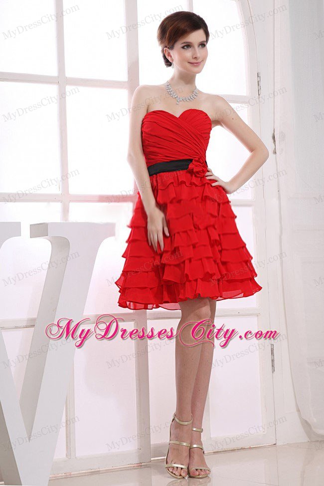 Sweetheart Red Chiffon Knee-length Prom Dress with Ruffles