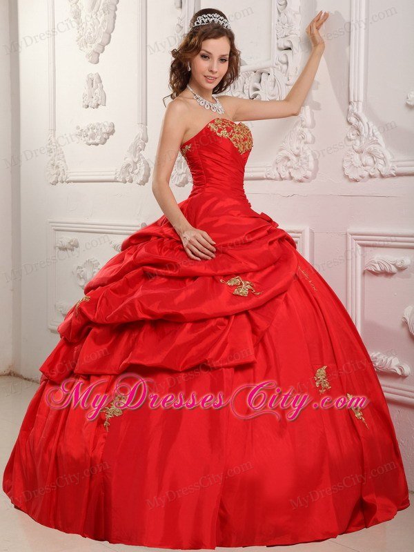 Customize Red Sweetheart Appliqued Sweet 15 Dresses