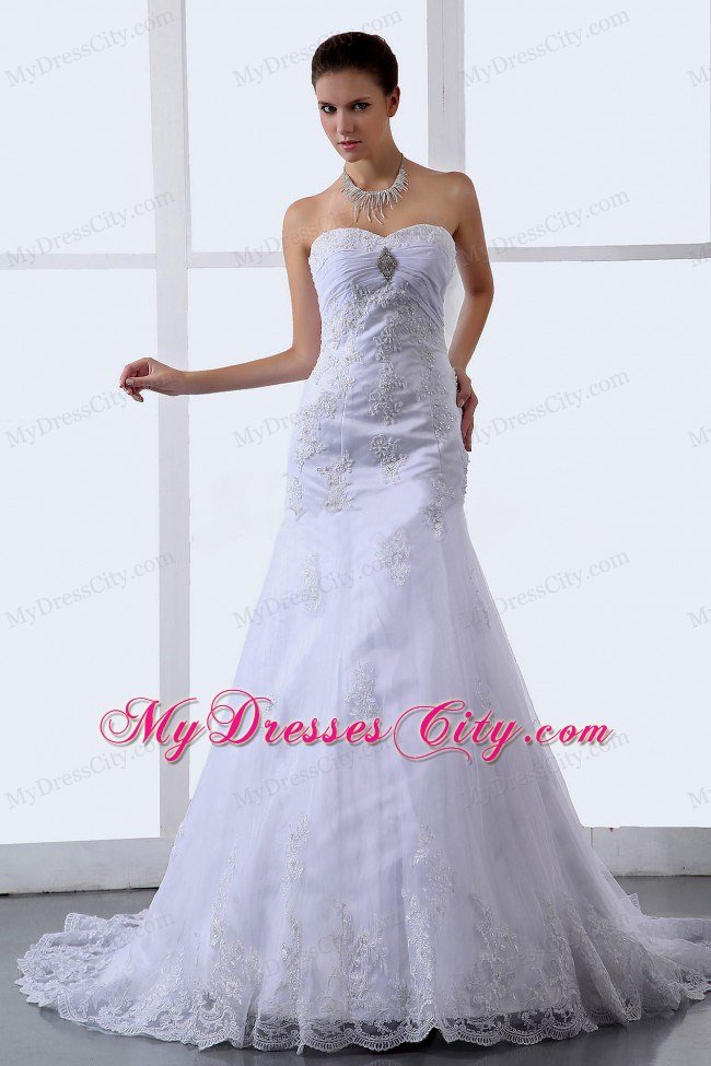 Stylish Lace Appliques Sweetheart Tulle Princess Bridal Gown