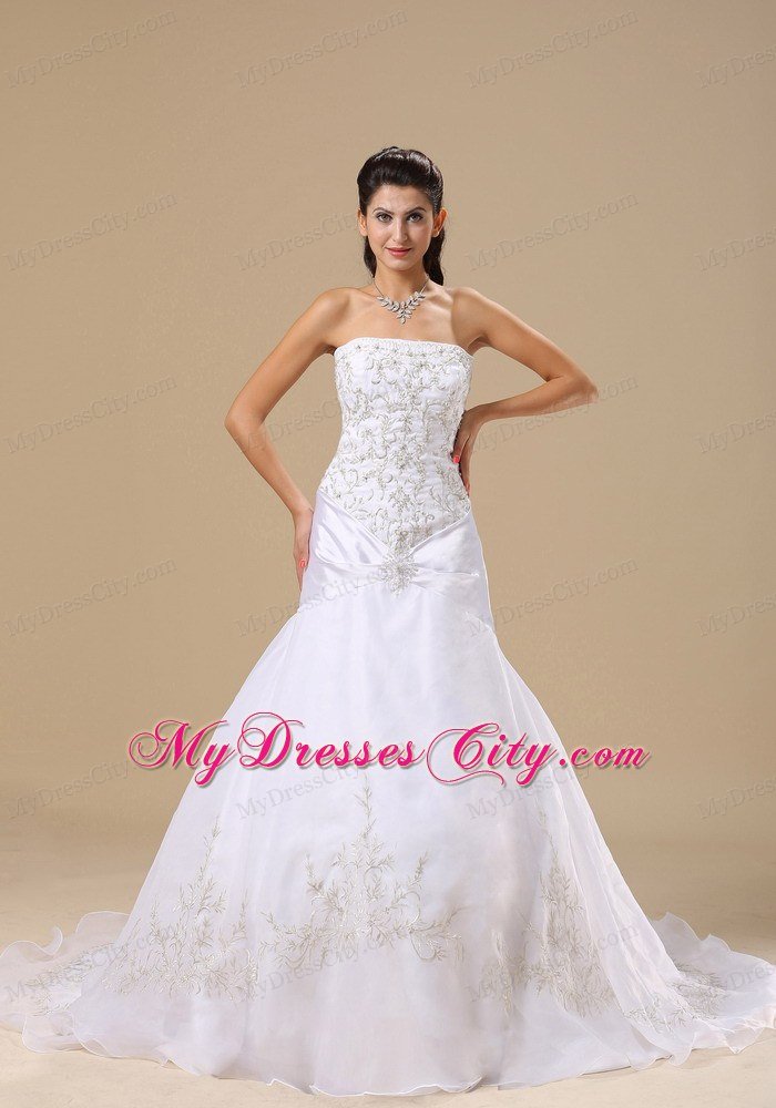 Embroidery Decorated Organza and Taffeta Chapel Train Wedding Dress