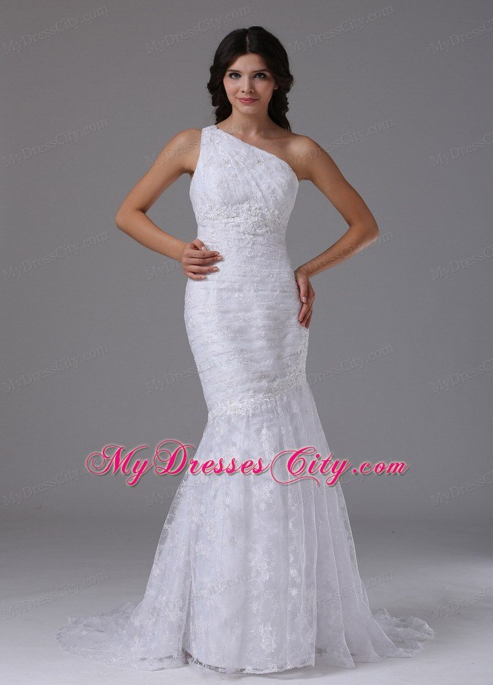 Mermaid One Shoulder Clasp Handle Wedding Dress in Lace Fabric