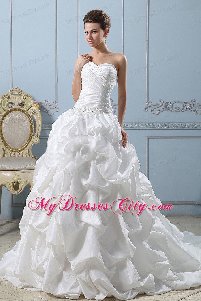 2013 Pick-ups Ball Gown Ruched Bodice Sweetheart Wedding Dress