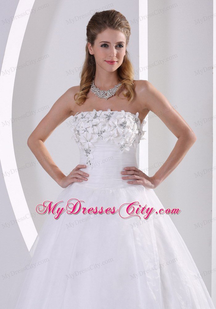 Organza A-line Appliques and Beading Wedding Dress With Zipper-up