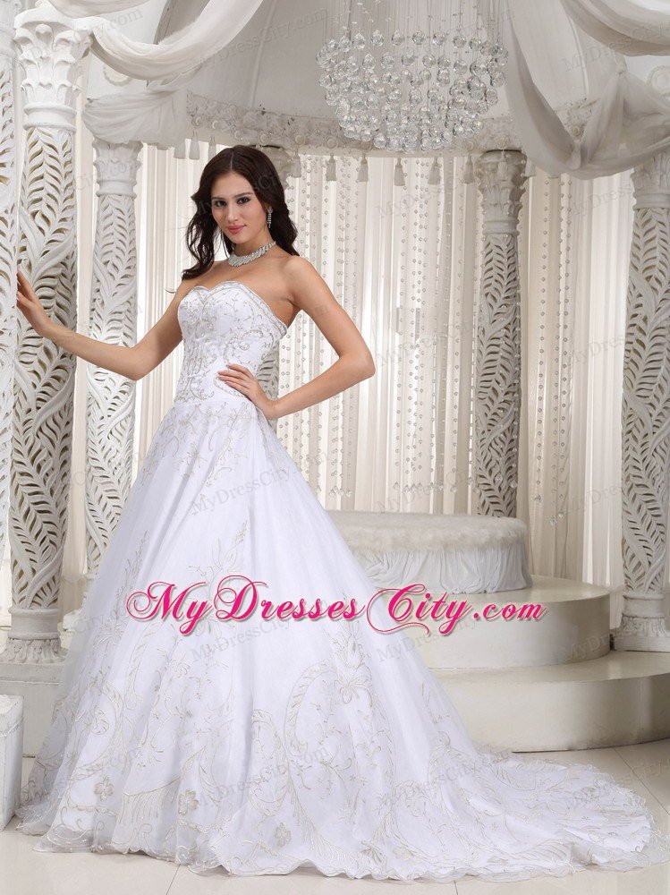 2013 Extravagant A-line Sweetheart Court Train Embroidery Bridal Dress