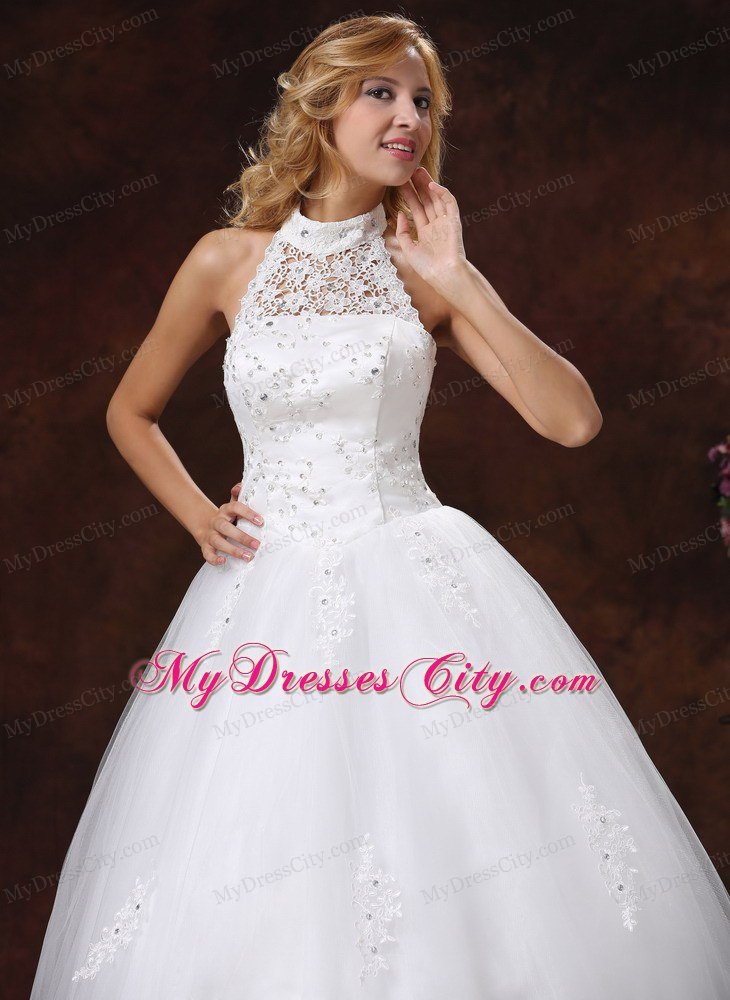 2013 Luxurious Lace Halter Appliques and Beading Wedding Gowns