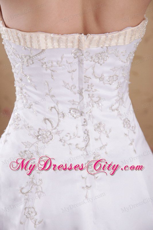 Embroidery Pearl White Strapless Court Train Wedding Gown