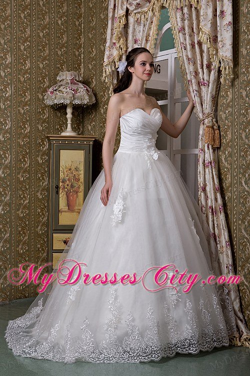 Affordable A-line Sweetheart Summer Hall Wedding Gown with Lace