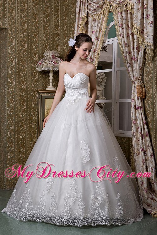 Affordable A-line Sweetheart Summer Hall Wedding Gown with Lace