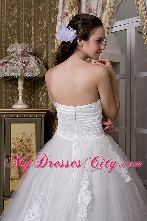Affordable A-line Sweetheart Summer Hall Wedding Gown with Lace