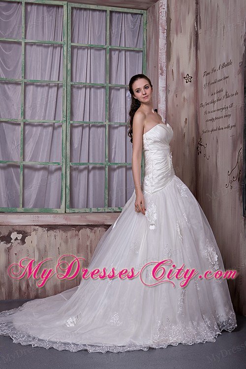 Romantic A-line Sweetheart Flowers Church Wedding Dress with Lace