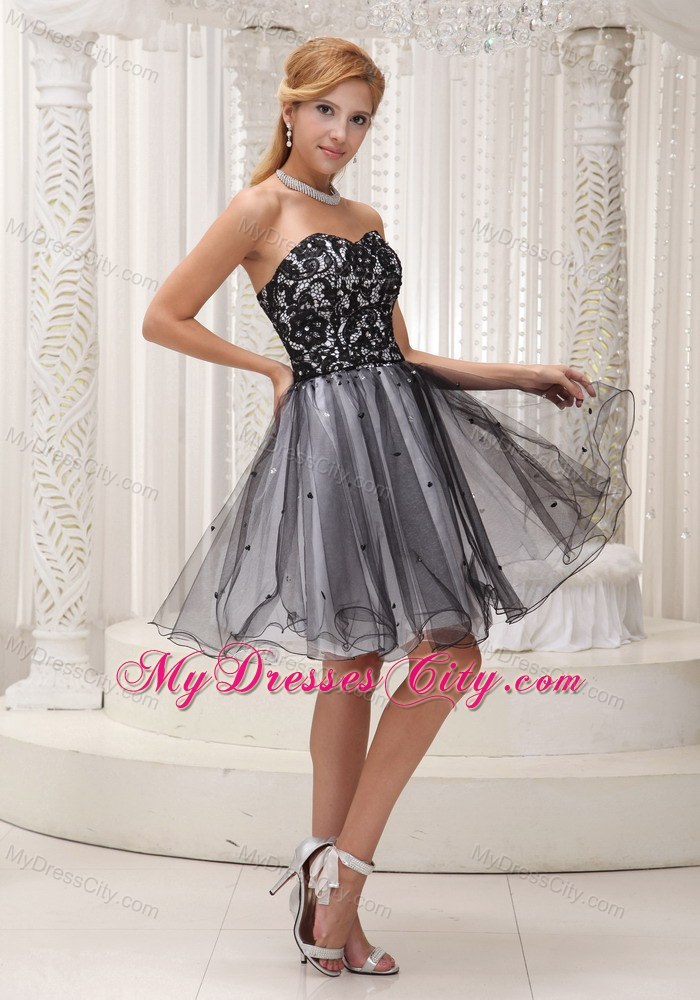 Lace Decorate Up Bodice Short Black and White Party Dress