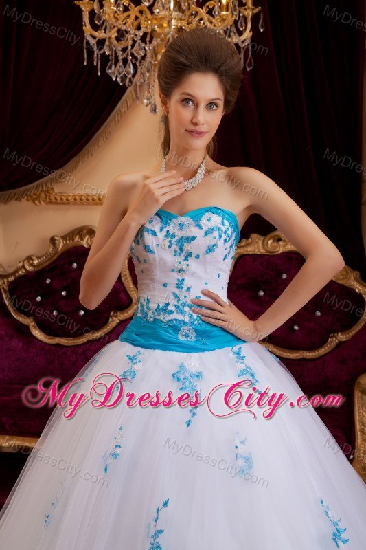White A-line Sweetheart Quinceanera Dress with Blue Appliques