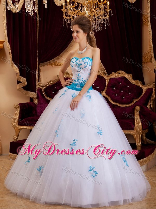 White A-line Sweetheart Quinceanera Dress with Blue Appliques