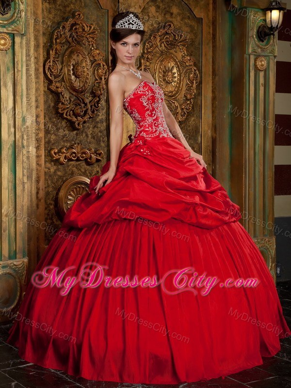 Red Sweetheart Taffeta Beading and Appliques Quinceanera Dress