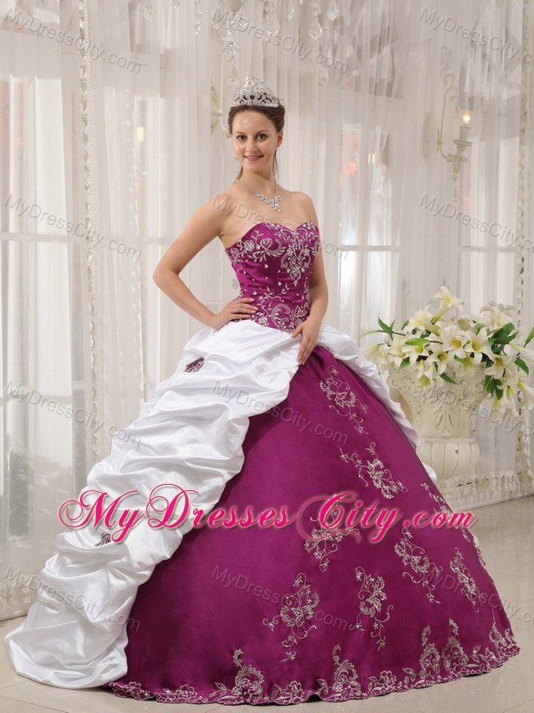 Purple and White Sweetheart Embroidery Dress for Sweet 15