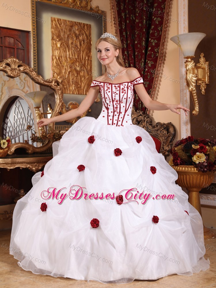 Off The Shoulder White Taffeta and Organza Quinceanera Gowns