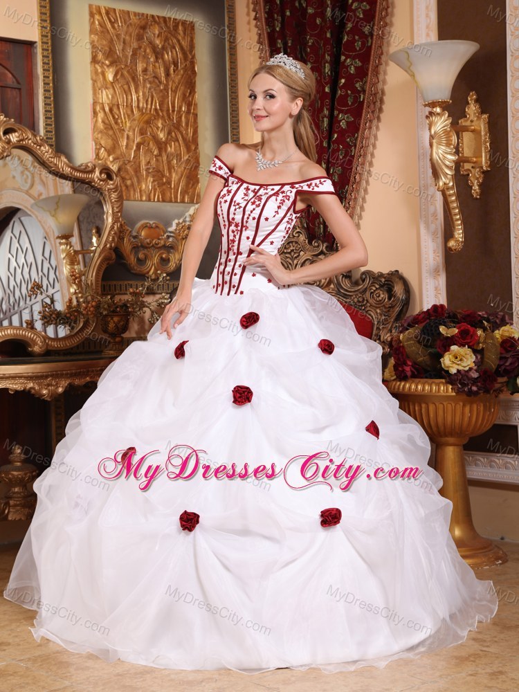 Off The Shoulder White Taffeta and Organza Quinceanera Gowns