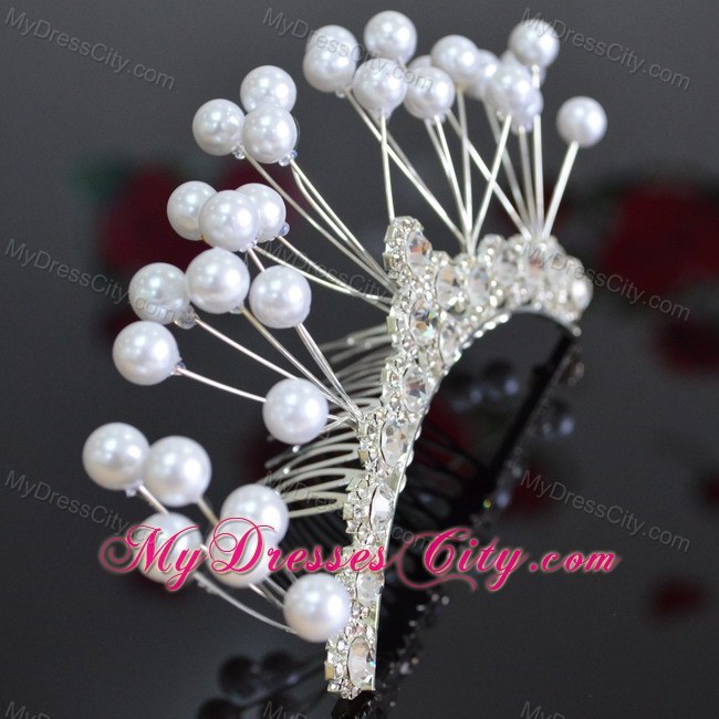 Elegant Tiara With Imitation Pearls