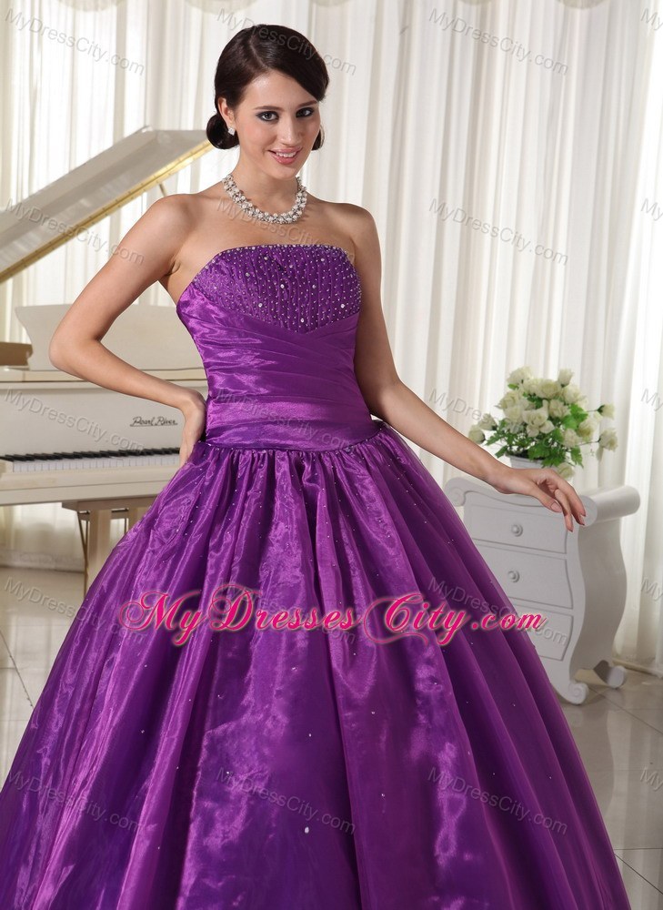 Purple Quinceanera Dress for Prom Beaded Decorate Strapless Bodice