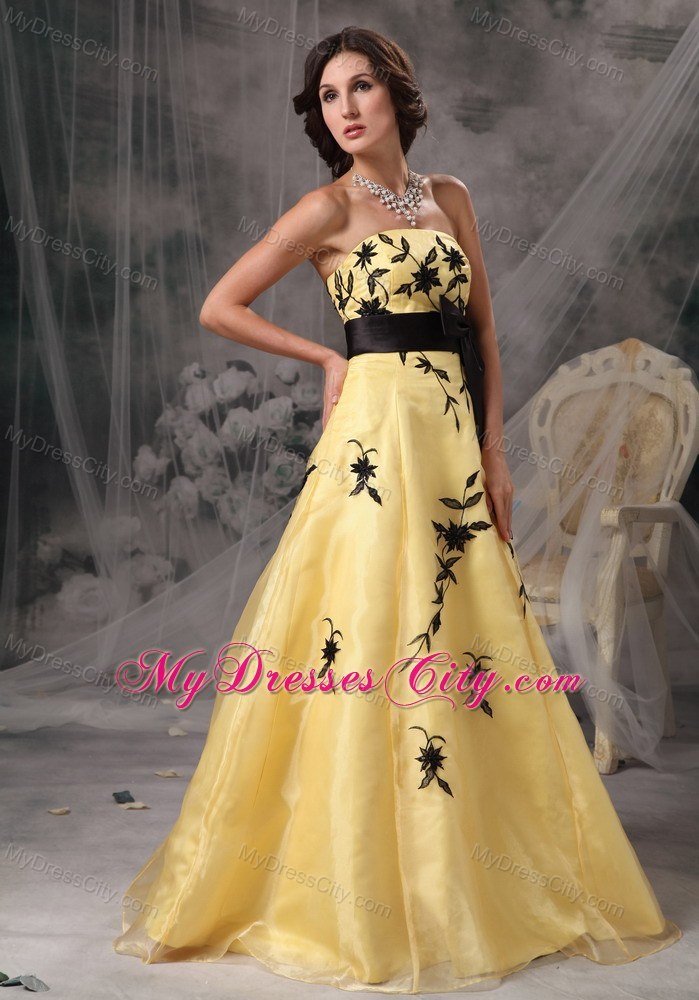 Yellow And Black A-line Prom Dress Strapless Appliques