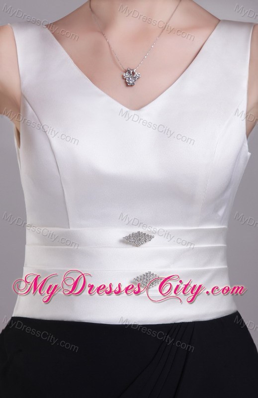 White and Black V-neck Mini-length Beading Prom Dress for Women