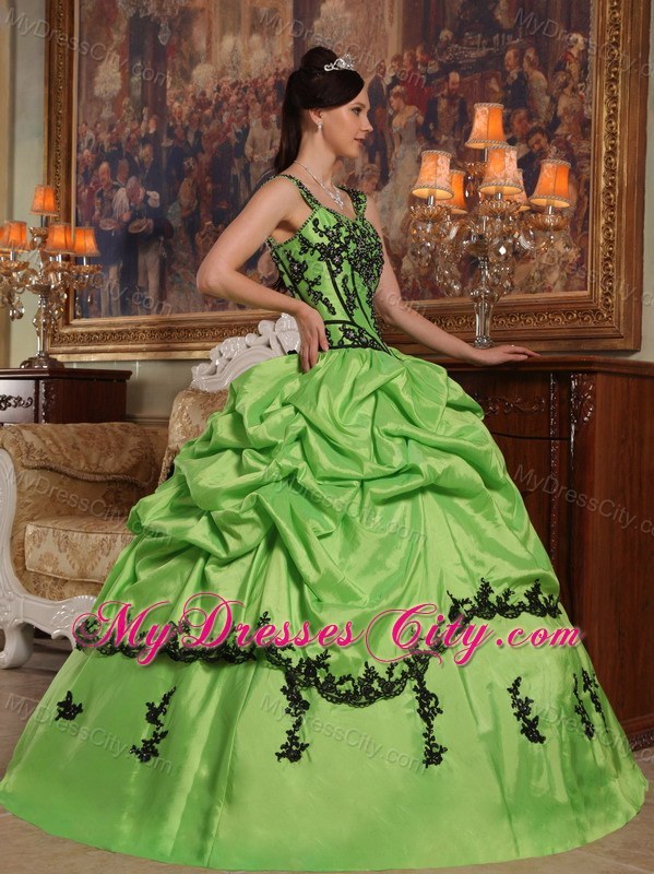 Spring Green Quinceanera Dress with Straps pick-ups Taffeta