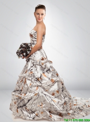 2015 Fashionable A Line Court Train Camo Wedding Dresses in Multi Color