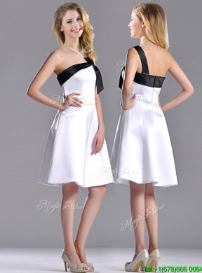 Exquisite One Shoulder Satin Short Dama Dress in White and Black ...
