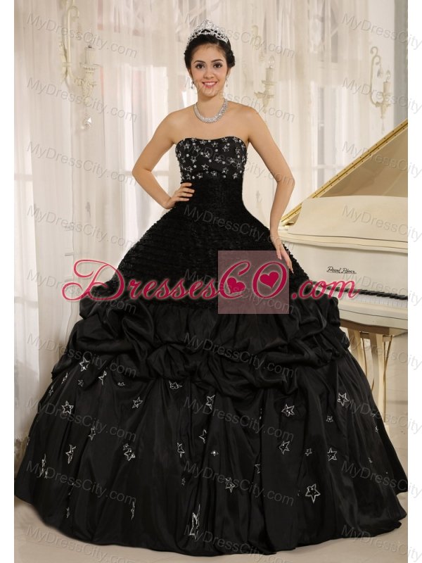 Appliques Decorate On Taffeta Strapless Black Quinceanera Dress