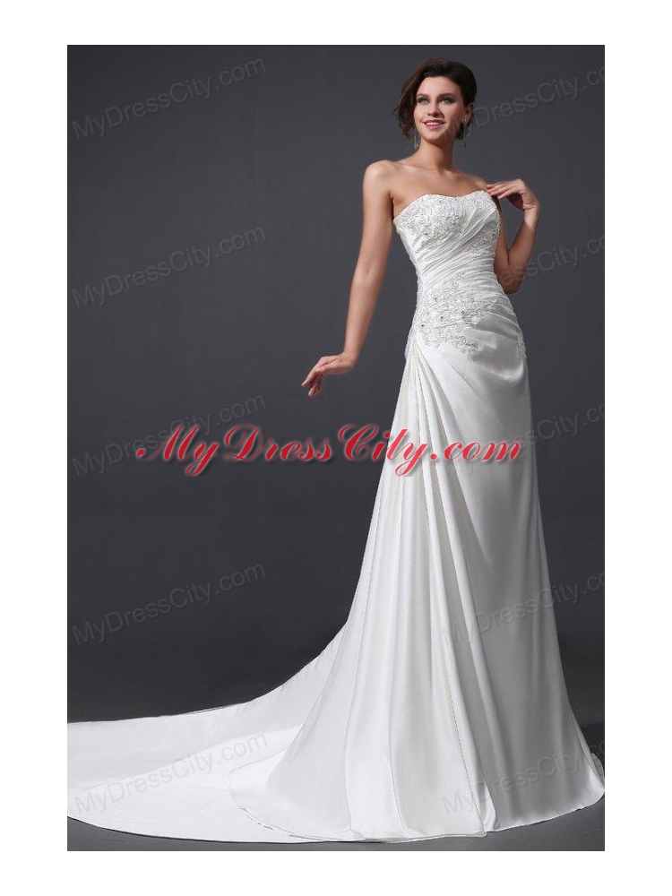 Elegant Column Strapless Ruching and Appliques Wedding Dress with Court Train