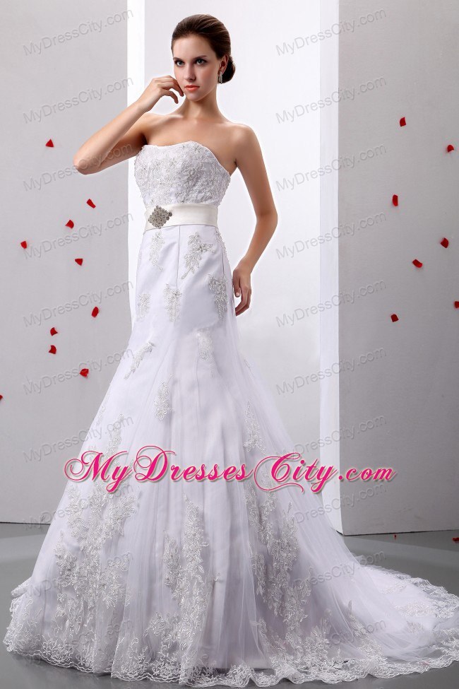 Sweetheart Appliques Court Train Beaded Belt Lace Wedding Gown