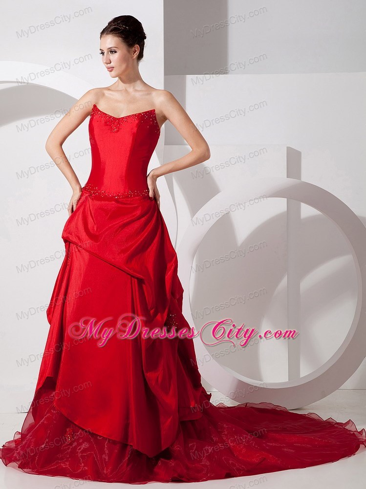 Red A-line Court Train Beading Appliques Bridal Gowns For Lady