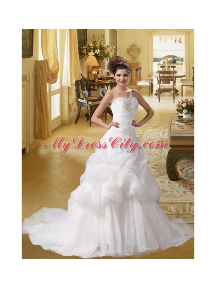 New Style A Line Court Train Beading Wedding Dresses with Sweetheart