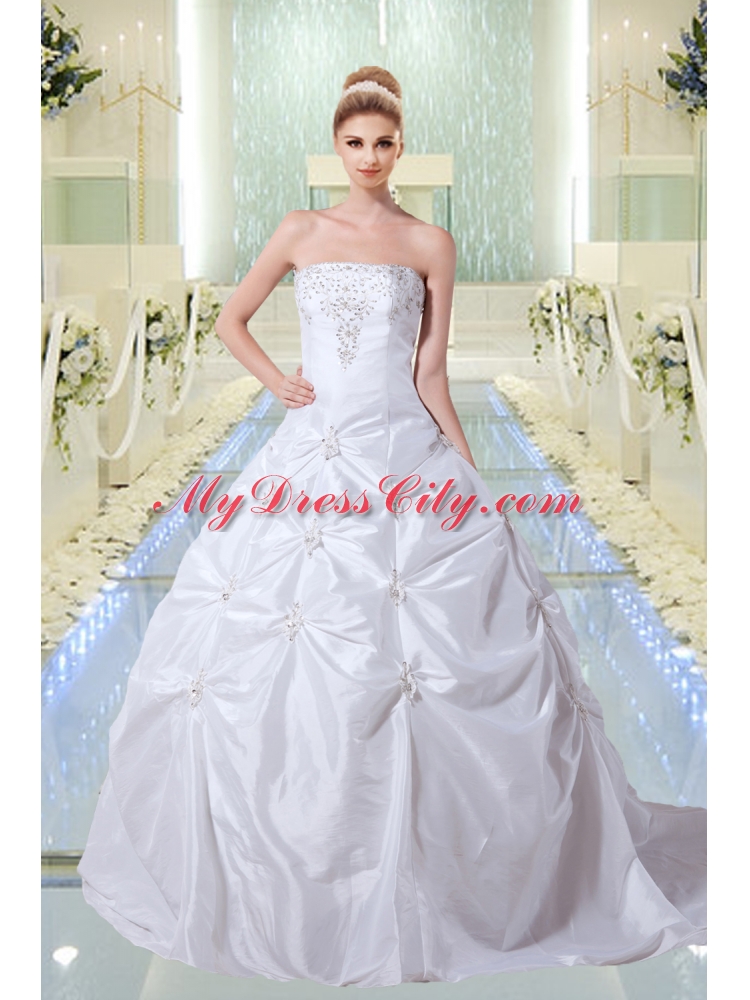 Brand New Style Strapless Wedding Dresses with Embroidery for 2015