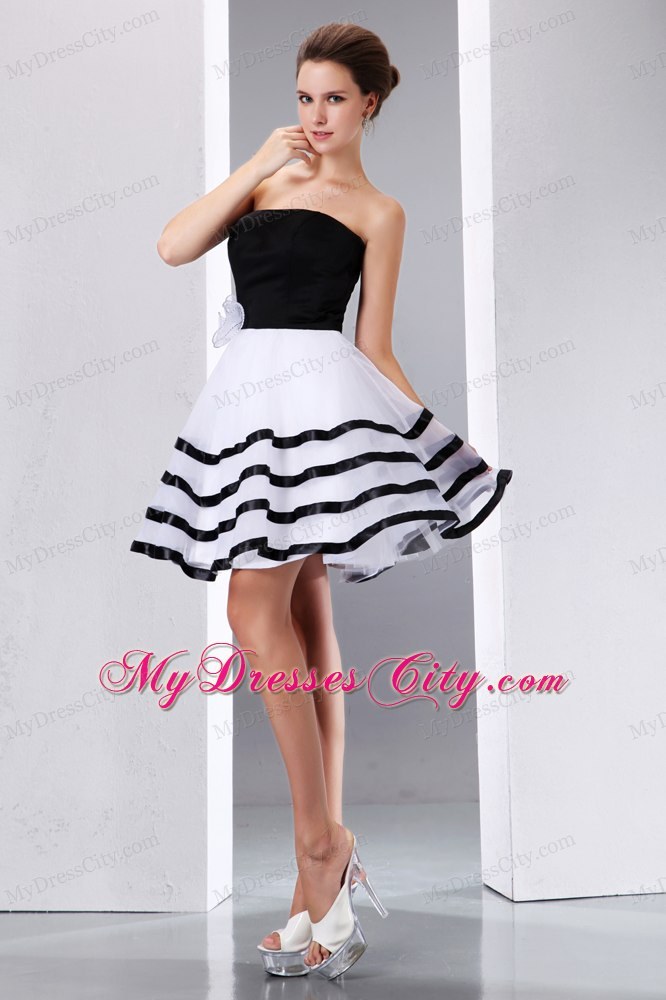 New Black and White A-line Strapless Knee-length Prom Dress with Flowers